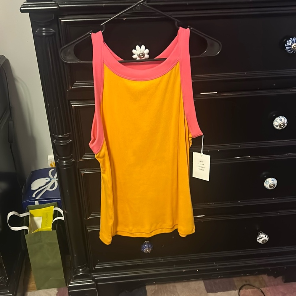 Free assembly orange and pink tank top